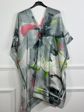 Load image into Gallery viewer, Border Chiffon Kaftan