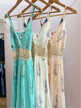 Load image into Gallery viewer, Talia Paisley Lurex Lines Maxi