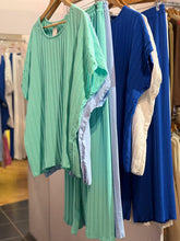 Load image into Gallery viewer, Holly Pleat Suit (Curve Range)