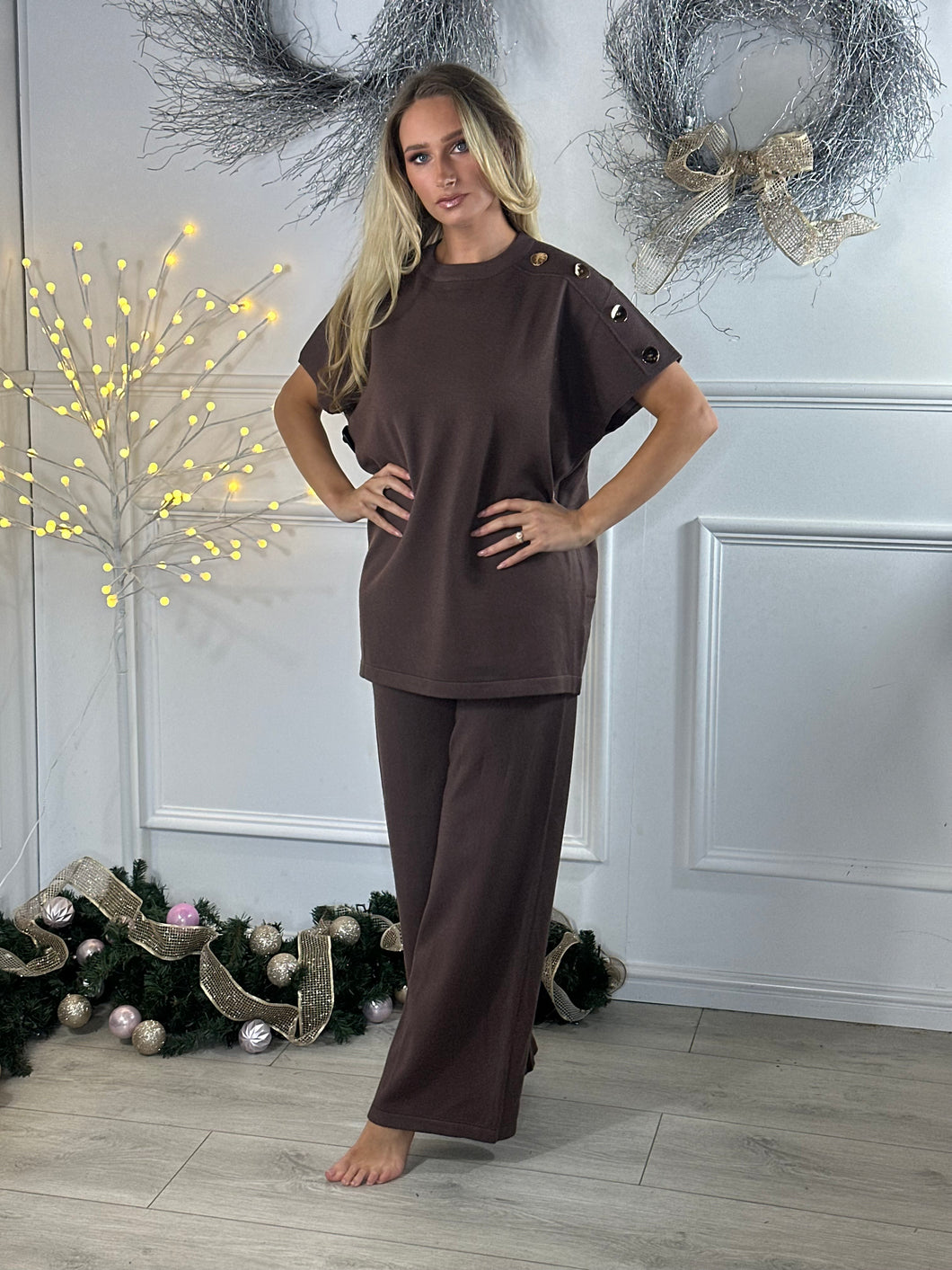 Golda Button Sleeveless Suit