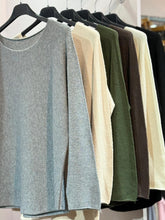 Load image into Gallery viewer, Plain Long Sleeve Jumper
