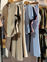 Load image into Gallery viewer, Barrie Tuck Side Suit
