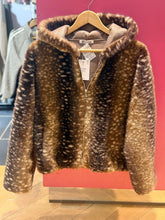 Load image into Gallery viewer, Deer Print Jacket
