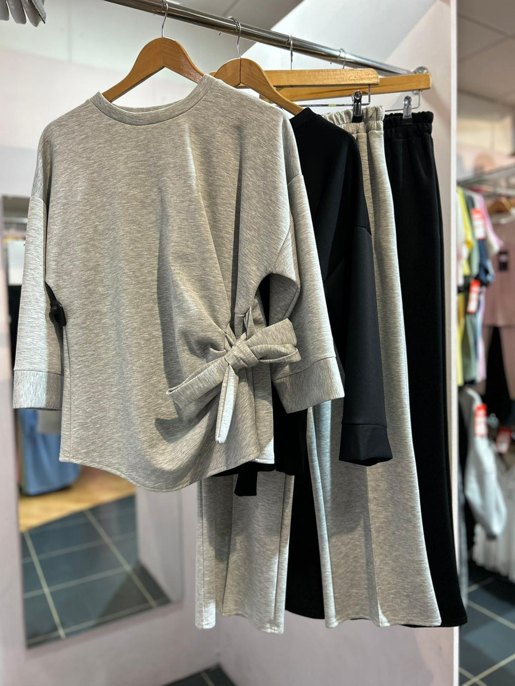 Scuba Tye Side Suit