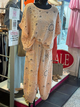Load image into Gallery viewer, Dolli Paisley Boker Suit
