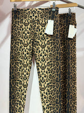 Load image into Gallery viewer, Tills ~ Leopard Legging
