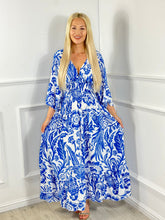 Load image into Gallery viewer, Spangle Floral Maxi
