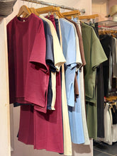 Load image into Gallery viewer, Shelley Scuba 1/2 Sleeve Pant Suit
