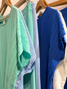 Grayson Pleat Suit (Curve Range)