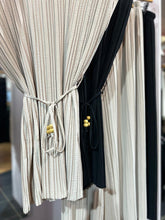 Load image into Gallery viewer, Pati Pleat Toggle Suit
