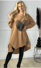 Load image into Gallery viewer, Meg Zip Heart Sweatshirt
