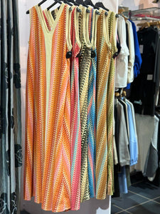 Feather Maxi