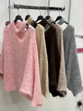 Load image into Gallery viewer, Choker Neck Jumper
