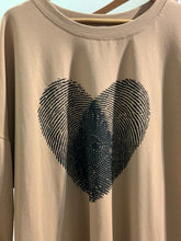 Load image into Gallery viewer, Meg Zip Heart Sweatshirt
