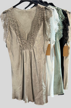 Load image into Gallery viewer, LaLace Trim Tee
