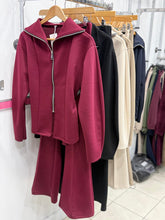 Load image into Gallery viewer, Lindi Zip/Bow Back Suit
