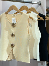 Load image into Gallery viewer, Shell Waistcoat
