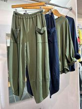Load image into Gallery viewer, Jersey Boker Suit
