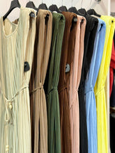 Load image into Gallery viewer, Mel Pleat Toggle Maxi
