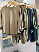 Load image into Gallery viewer, Jersey Boker Suit
