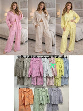 Load image into Gallery viewer, Paisy Shirt Pant Suit

