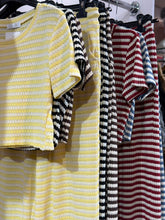 Load image into Gallery viewer, Salz Stripe Crop Suit
