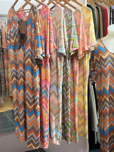 Load image into Gallery viewer, Kaz Zig Zag Bow Dress
