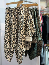 Load image into Gallery viewer, Leopard Boker Suit
