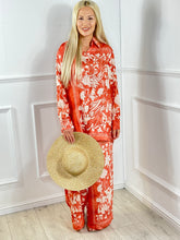 Load image into Gallery viewer, Hampshire Floral Trouser Suit
