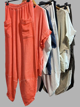 Load image into Gallery viewer, Weave Boker Suit
