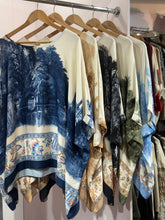 Load image into Gallery viewer, Vienna Tunic
