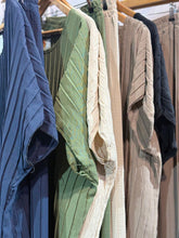 Load image into Gallery viewer, Grayson Pleat Suit
