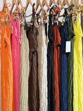 Load image into Gallery viewer, Bead Strap Maxi
