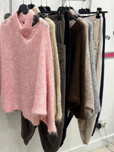 Load image into Gallery viewer, Choker Neck Jumper
