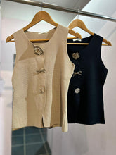 Load image into Gallery viewer, Flower Bow Waistcoat
