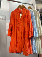 Load image into Gallery viewer, Collette Button Tunic
