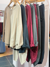 Load image into Gallery viewer, Jersey Boker Suit
