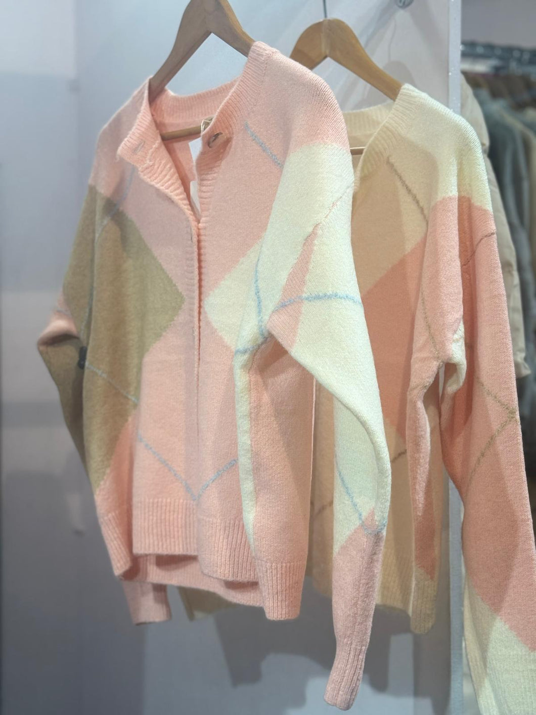 Pringle Button Cardi