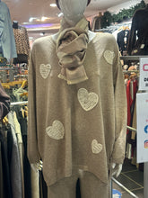 Load image into Gallery viewer, Sequin Heart Suit
