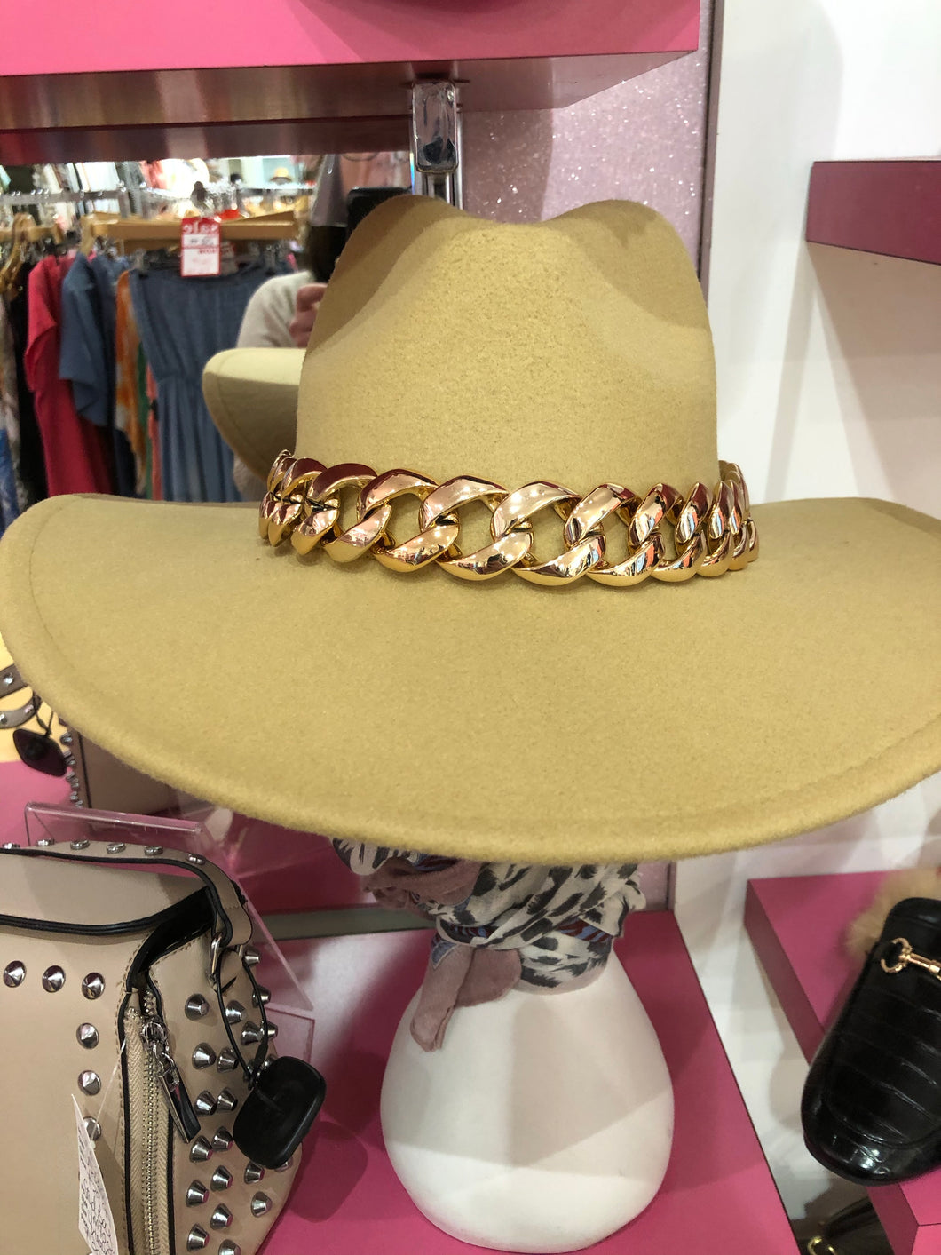 Chain Hat