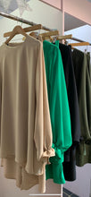 Load image into Gallery viewer, Leanne Chiffon 2 Piece Set
