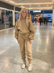 E & A Rouche Arm Suit